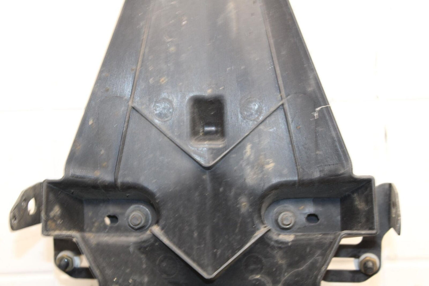 19-21 YAMAHA YZF R3 REAR BACK FENDER MUD GUARD BB588