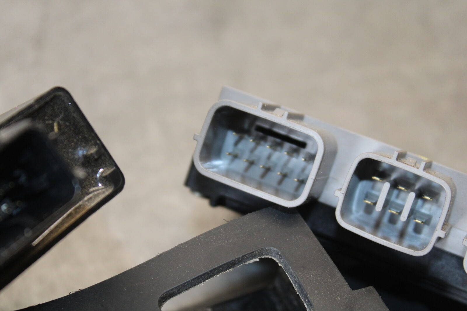 18-23 KAWASAKI NINJA 400 ECU COMPUTER CONTROLLER UNIT BLACK BOX ECM CDI  BB679