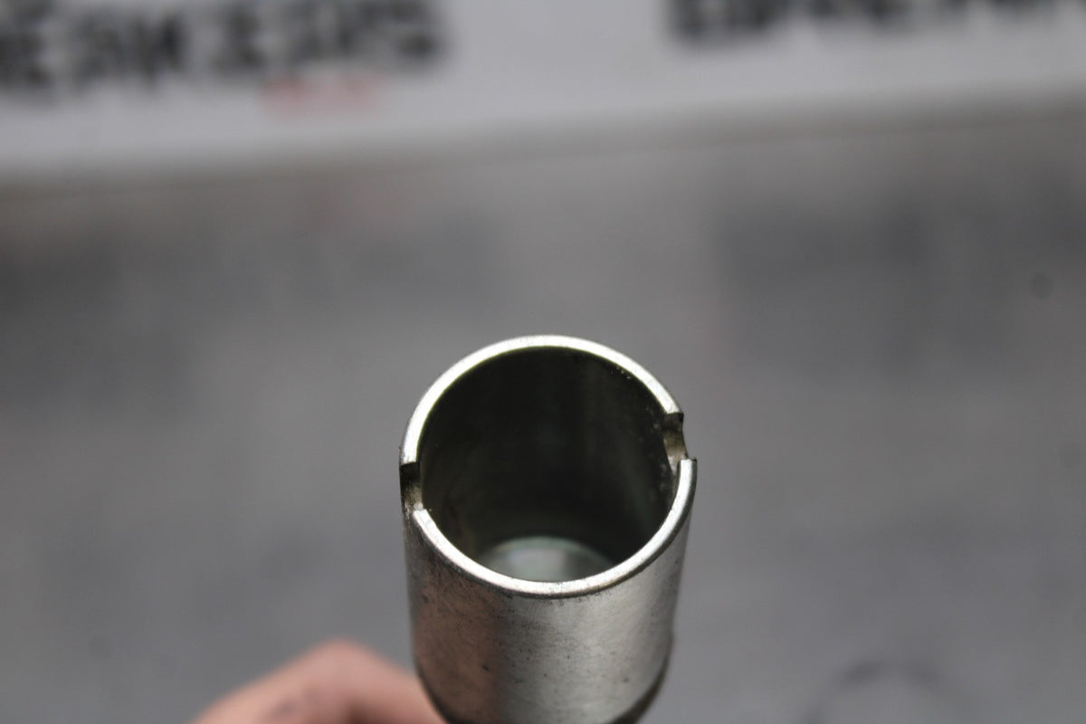 16 DUCATI 959 PANIGALE FRONT WHEEL RIM AXLE PIVOT BOLT BB912