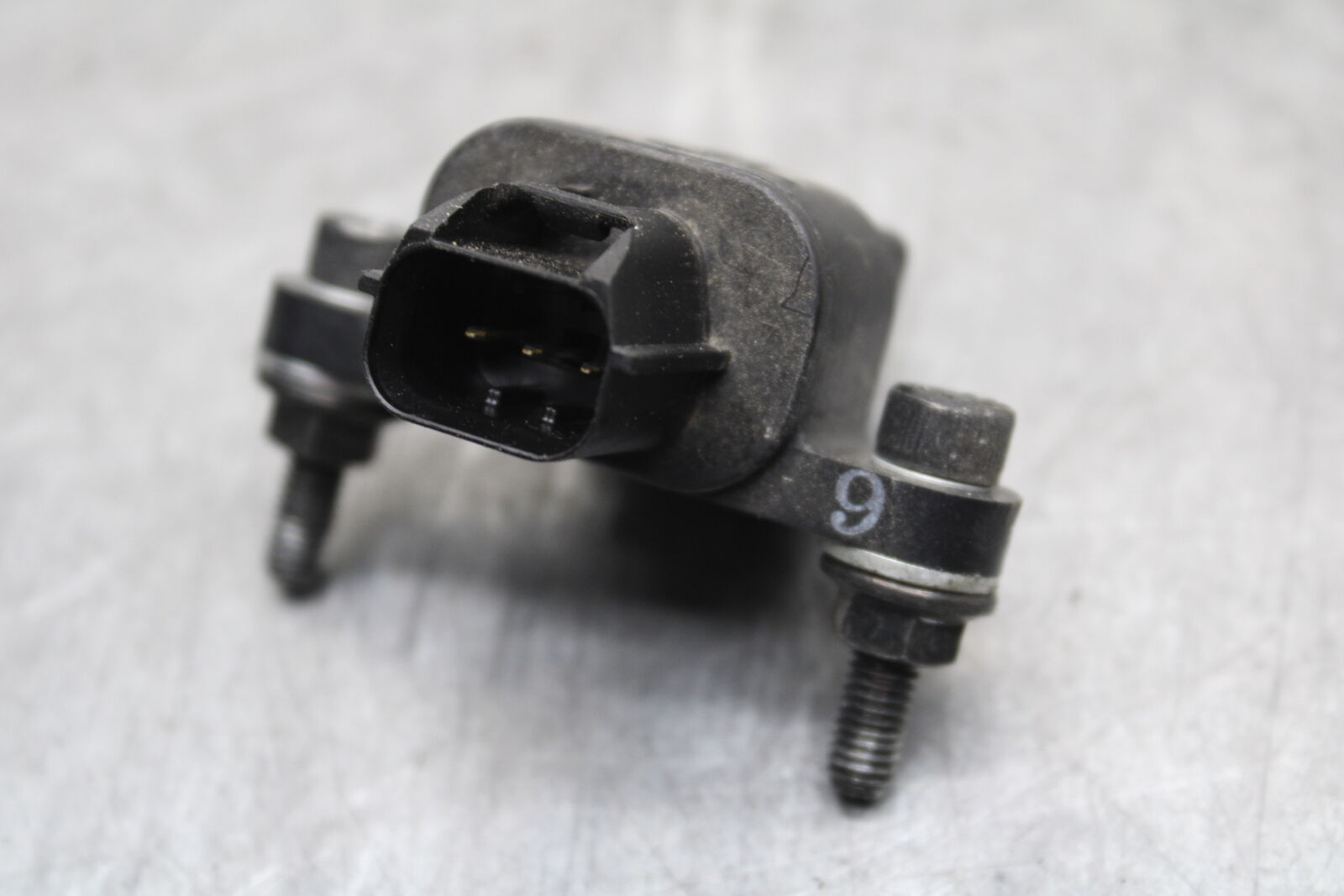 13-18 KAWASAKI NINJA ZX6R TIP OVER BANK ANGLE CRASH SENSOR  21176-0026 BB666