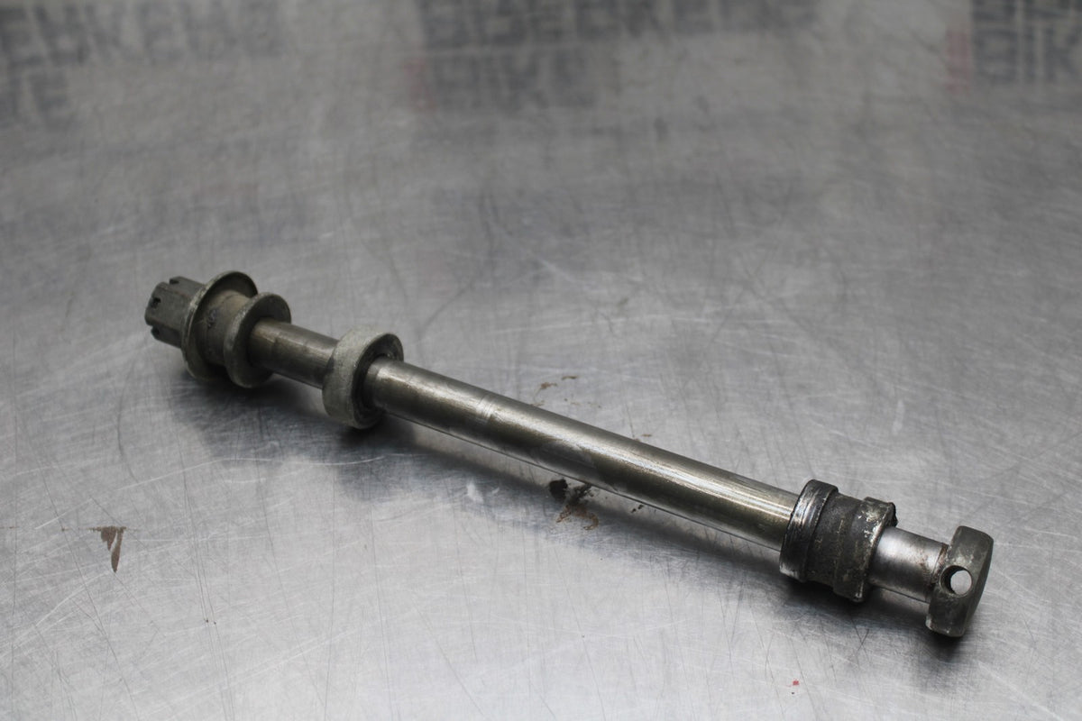77 SUZUKI GS750 REAR AXLE BACK WHEEL RIM PIVOT BOLT AXEL 64711-37000 BB779
