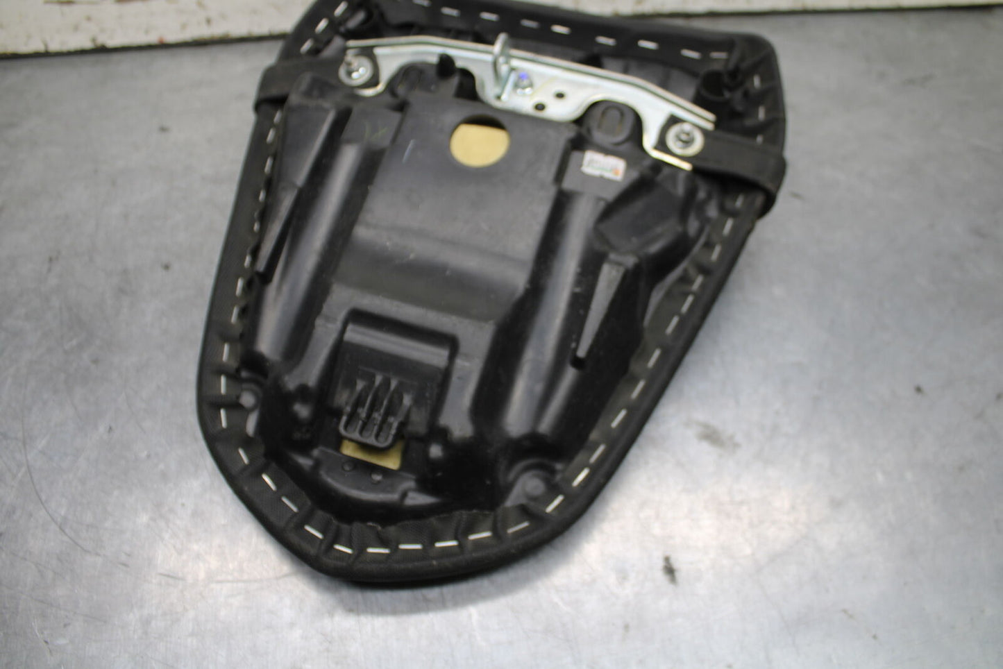 14-15 KAWASAKI NINJA 650 EX650F ABS REAR PASSENGER TANDEM SEAT PAD SADDLE BB741