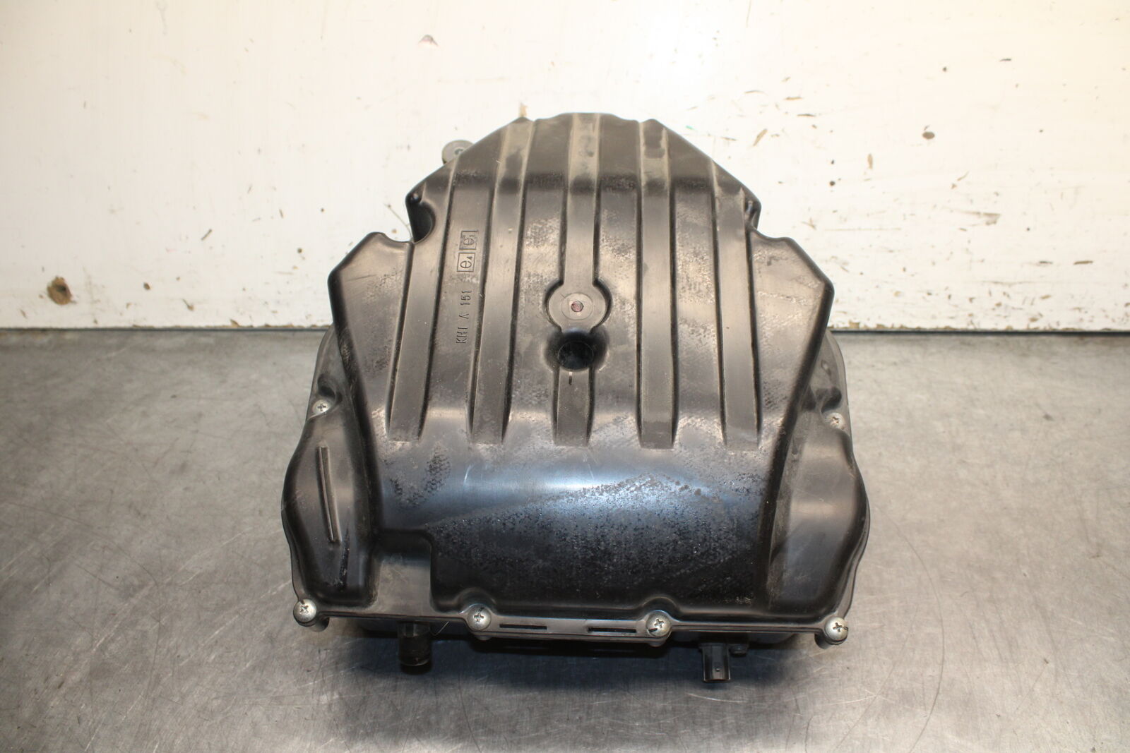 12-13 KAWASAKI Z1000 AIRBOX AIR INTAKE FILTER BOX BB743