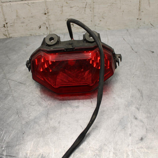 17 KAWASAKI VERSYS-X 300 REAR TAIL TAILLIGHT BACK BRAKE LIGHT BB504