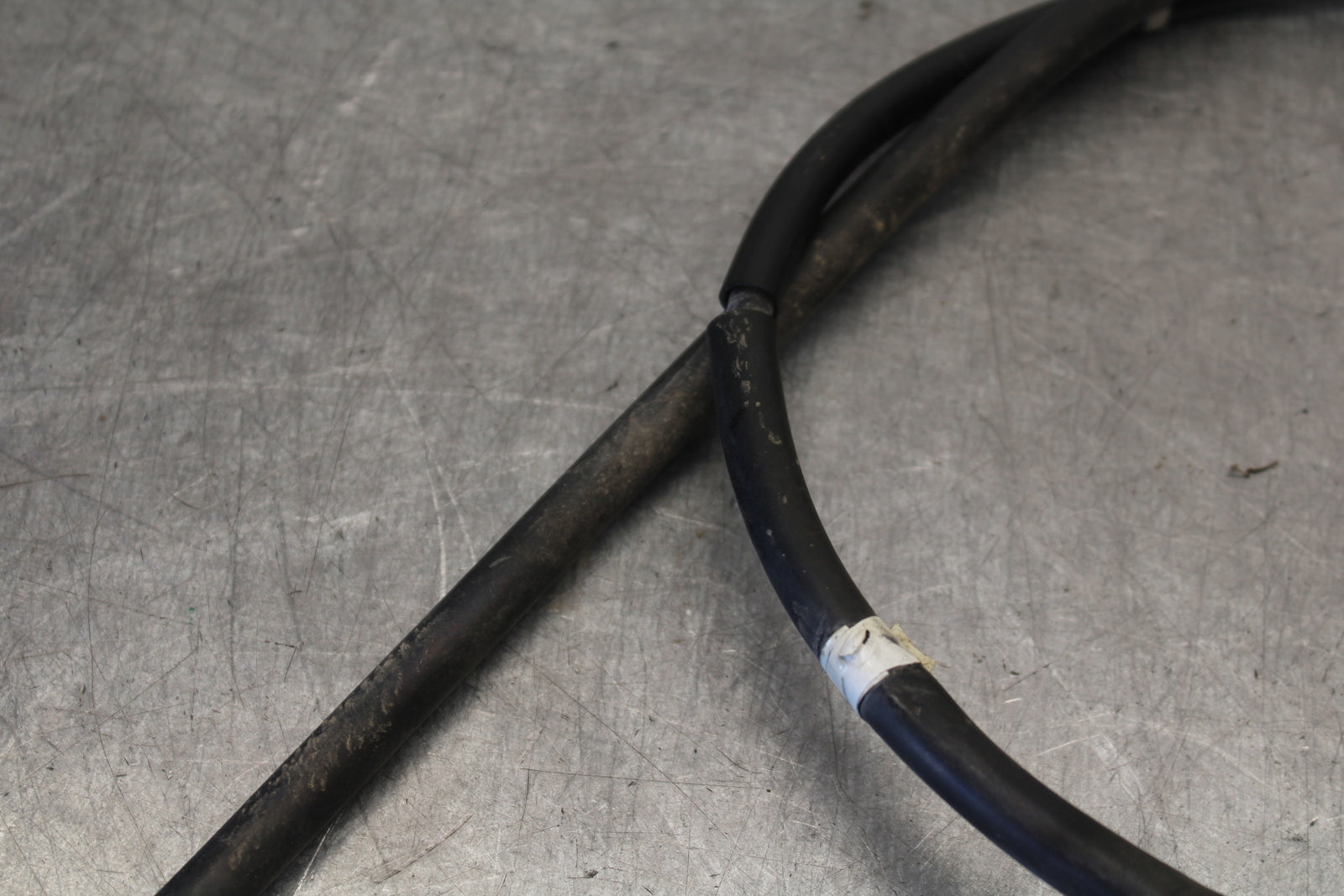 09-14 YAMAHA YZF R1 CLUTCH CABLE LINE BB696