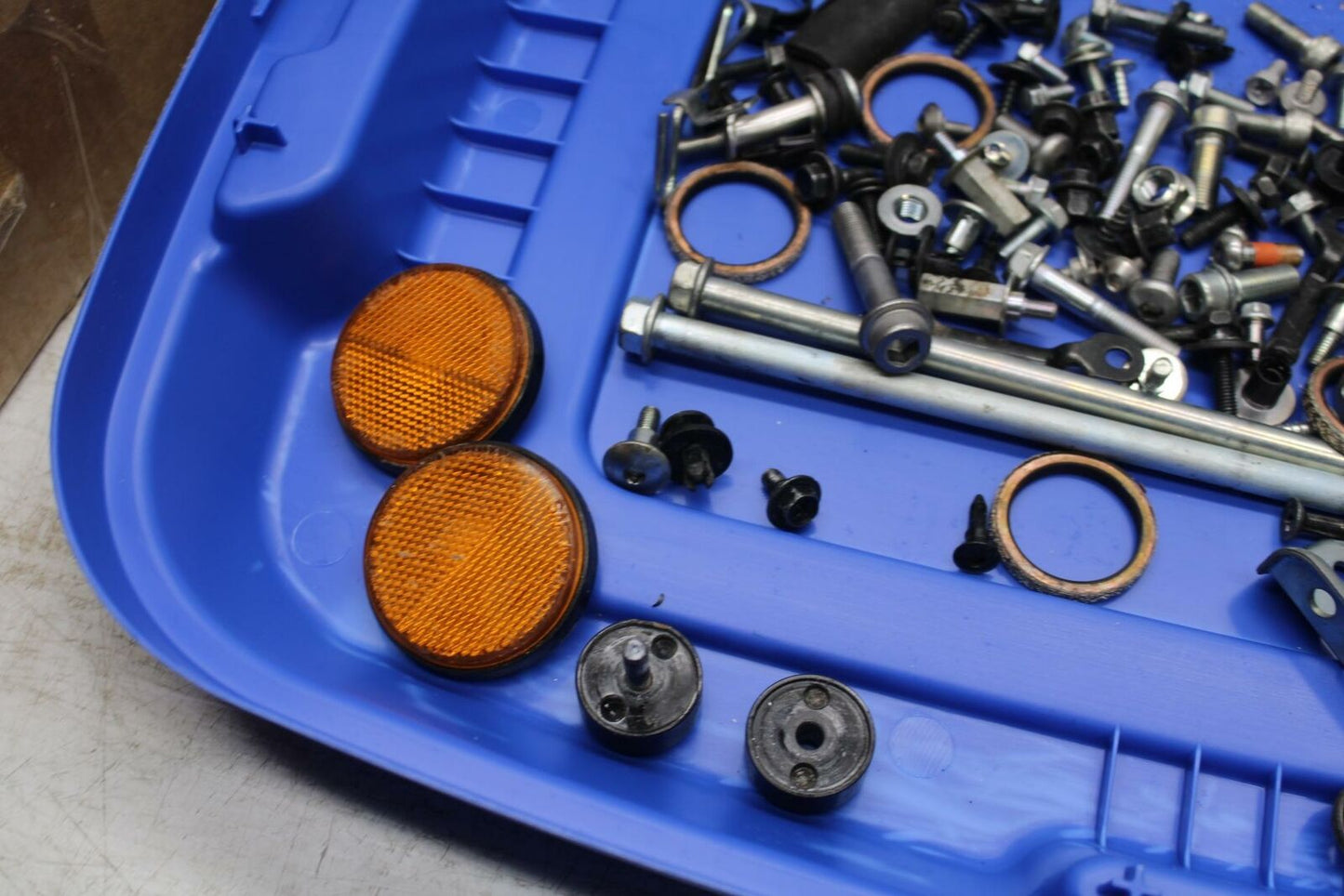 11-19 SUZUKI GSXR600 BOLTS HARDWARE MOTOR SCREWS BB371