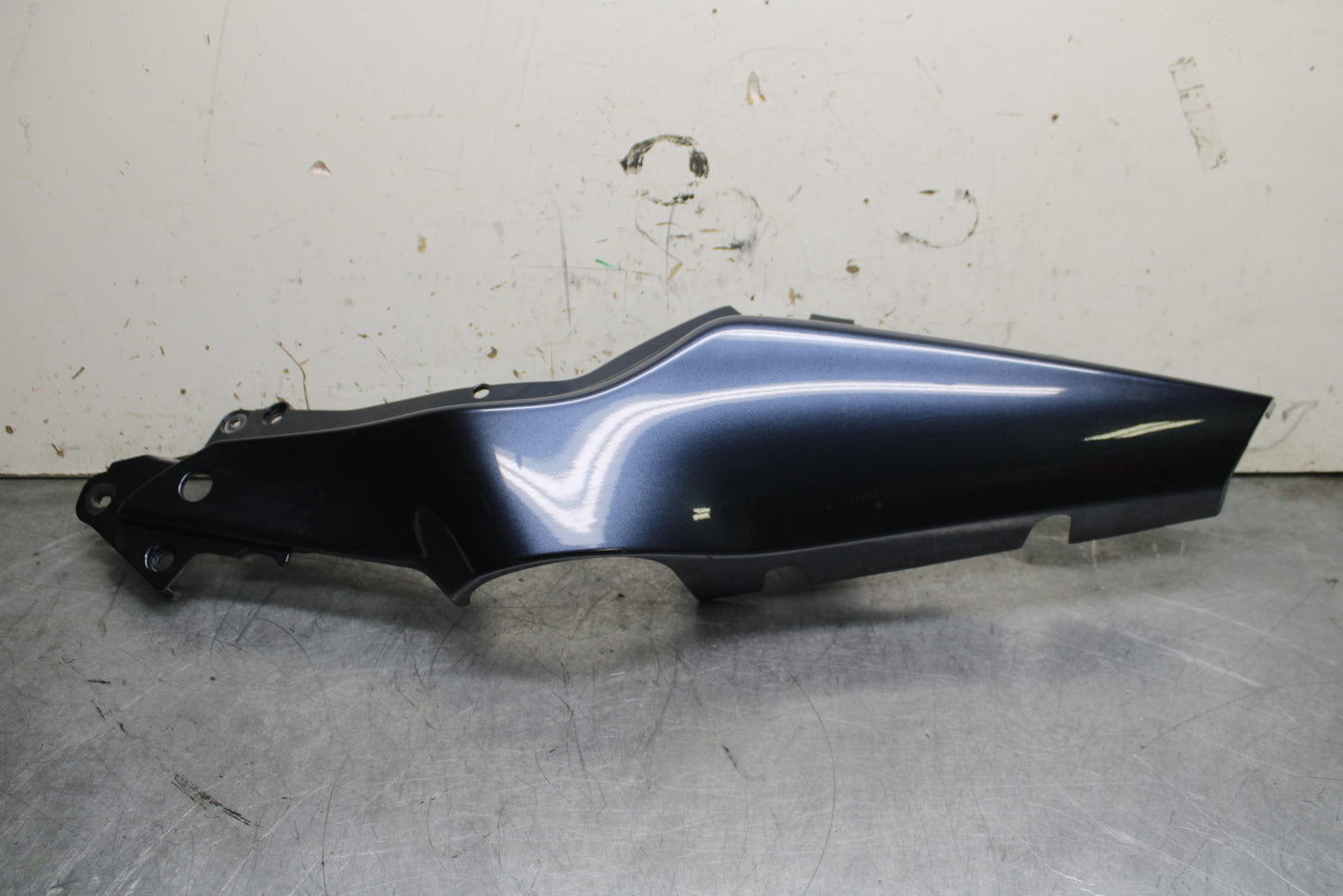 14 HONDA CTX1300A LEFT REAR BACK TAIL FAIRING COWL  BB732