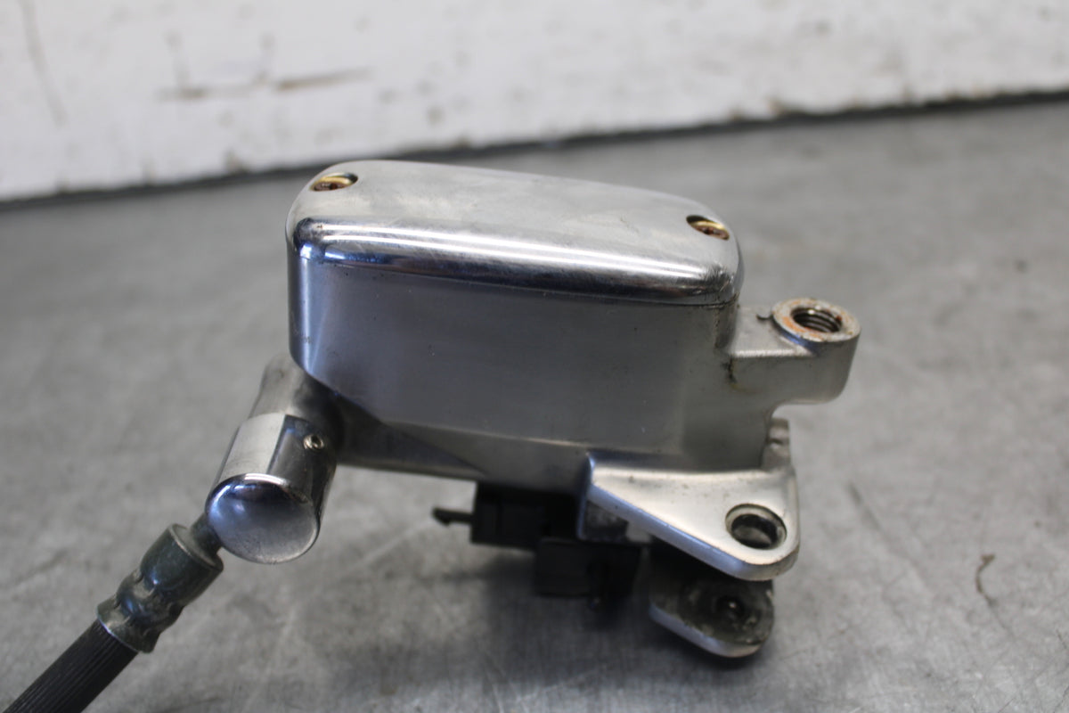 05-06 YAMAHA ROYAL STAR FRONT BRAKE MASTER CYLINDER BB697