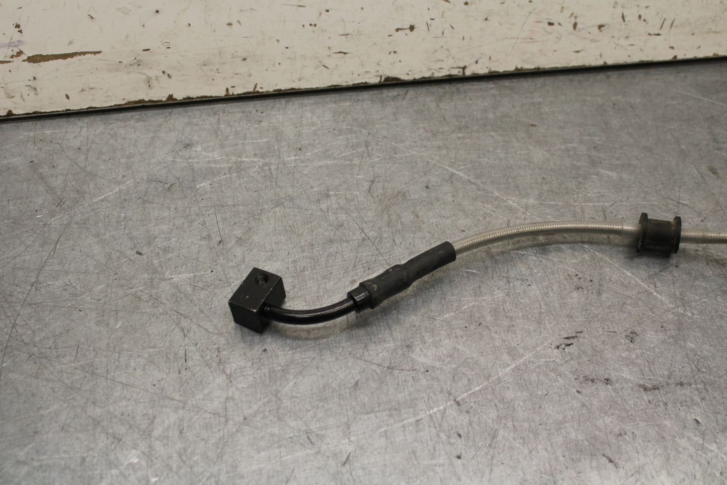 16 KAWASAKI NINJA ZX10R REAR BACK BRAKE HOSE FLUID LINE BB650