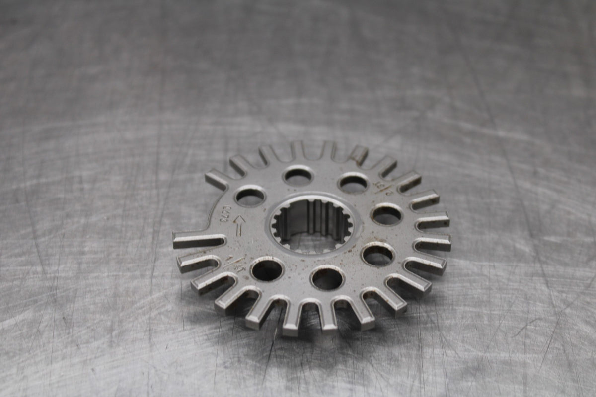 25 KAWASAKI Z900 ENGINE MOTOR TIMING GEAR BB928