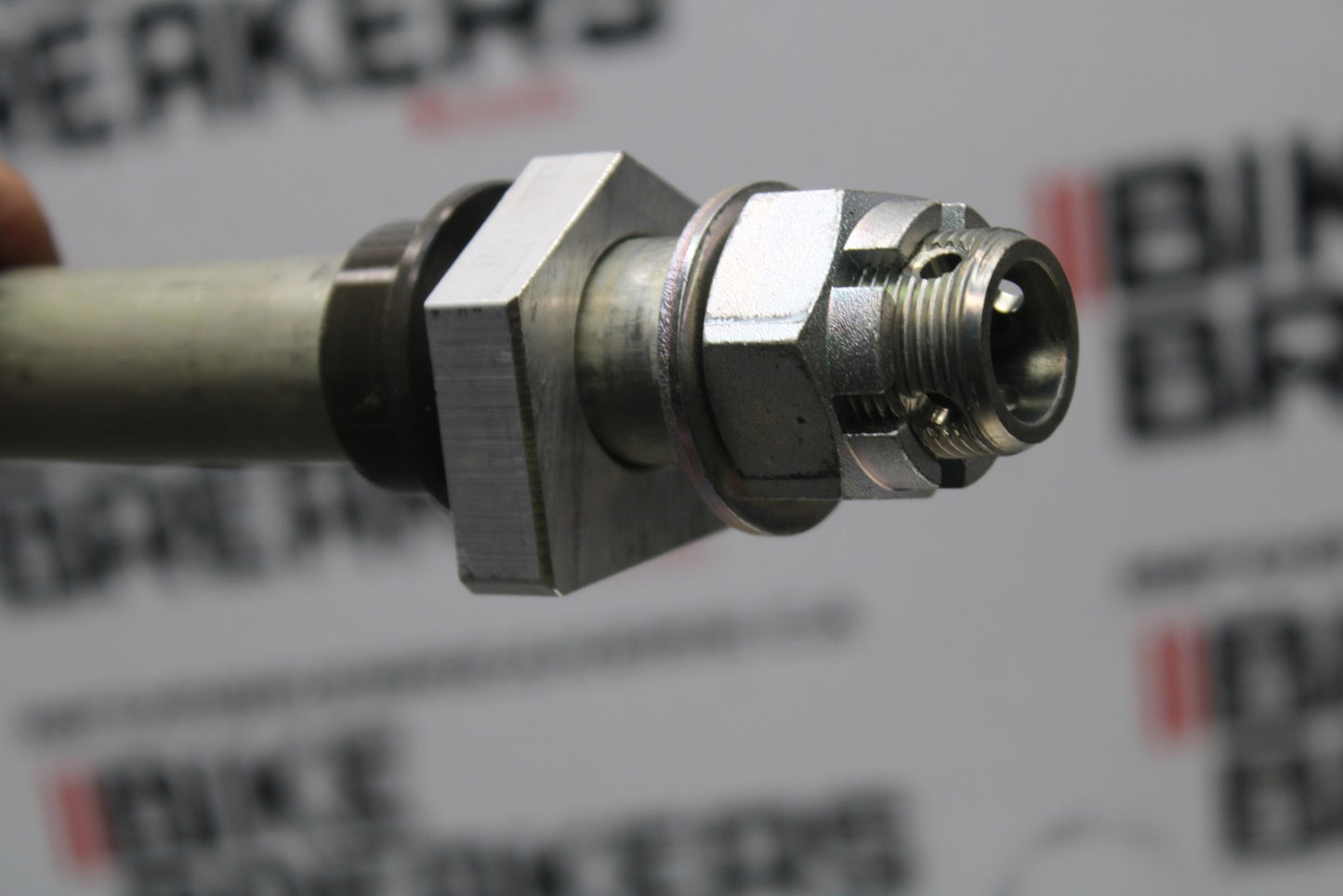 23-24 KAWASAKI NINJA ZX14R REAR AXLE BACK WHEEL RIM PIVOT BOLT AXEL BB764