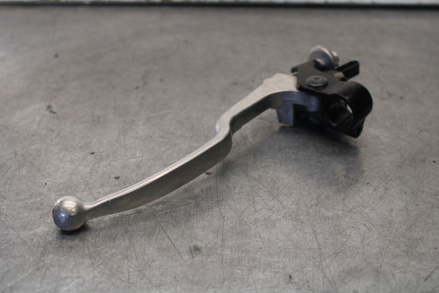09-15 YAMAHA FZ6R CLUTCH PERCH MOUNT WITH LEVER BB686