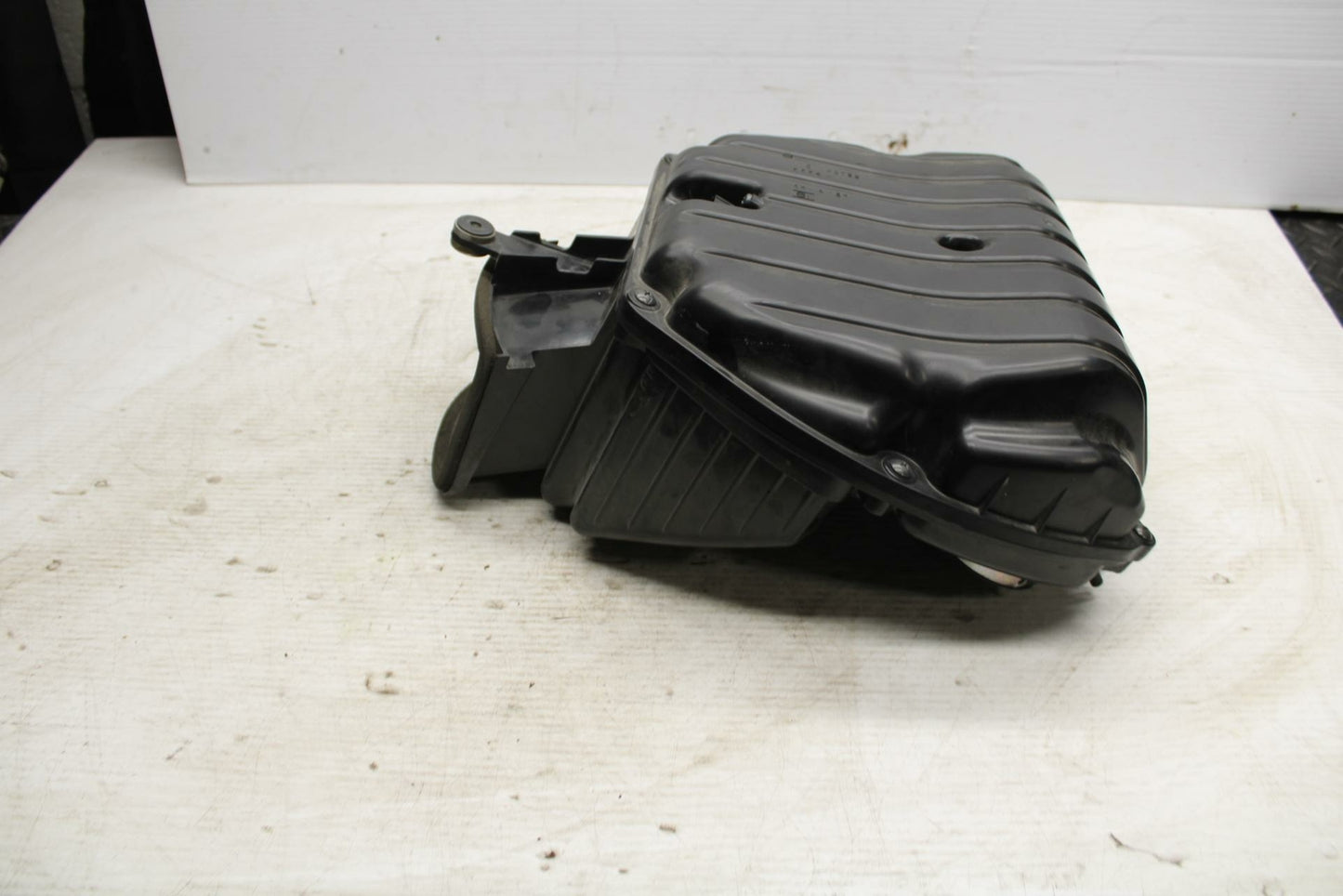 13-18 KAWASAKI NINJA ZX6R AIRBOX AIR INTAKE FILTER BOX 11010-0764 BB304
