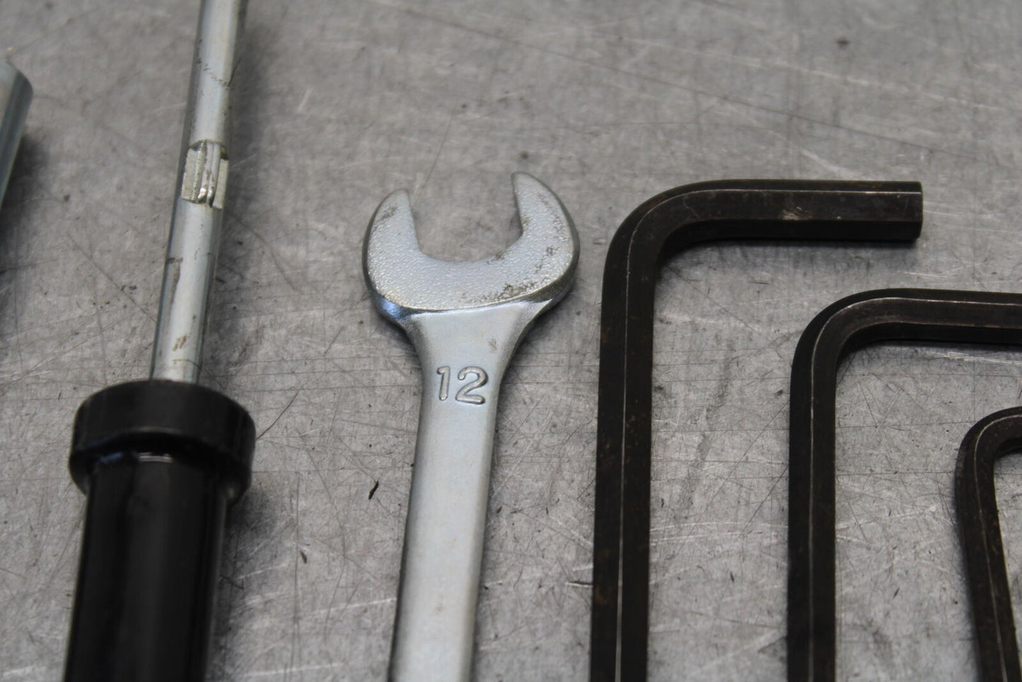 16 KAWASAKI NINJA ZX10R STOCK TOOLS OEM TOOL BAG KIT SET 56007-0141 BB650