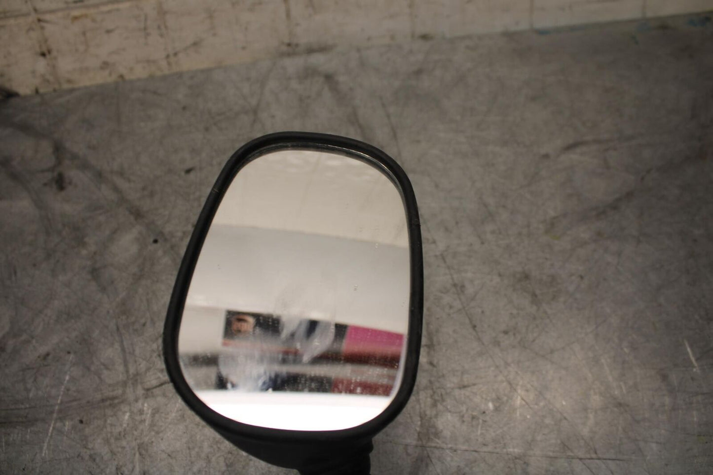 2009 Yamaha YZF R6 RIGHT SIDE REAR VIEW MIRROR 13S-26290-00-00 BB532