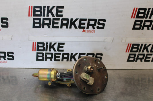 06-07 HONDA INTERCEPTOR 800 VFR800 FUEL PUMP GAS PETROL SENDER UNIT BB917