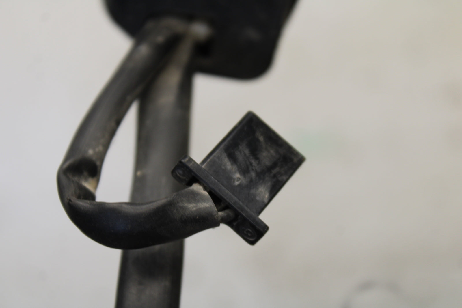 19-22 KAWASAKI Z400 LEFT CLIP ON HANDLE HORN SIGNALS SWITCH SWITCHES BB708