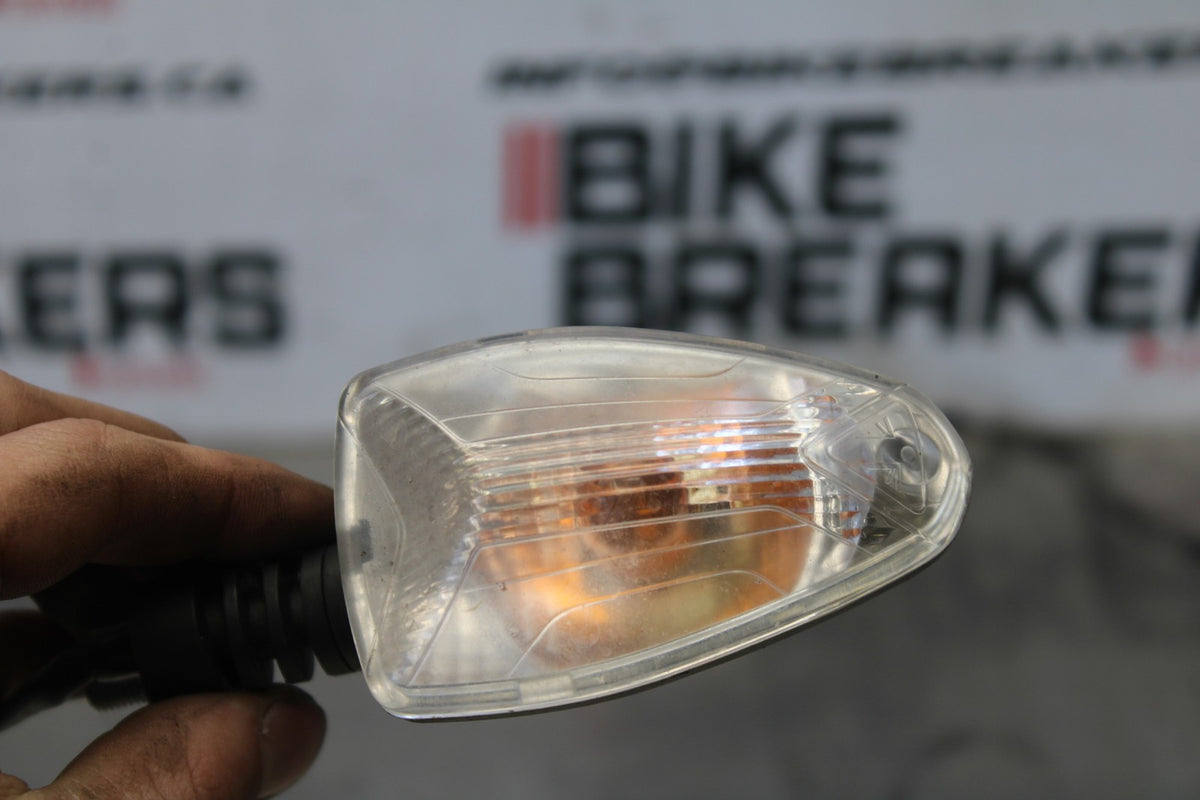 20 TRIUMPH STREET TRIPLE 765 FRONT TURN SIGNALS LIGHT INDICATORS PAIR BB864