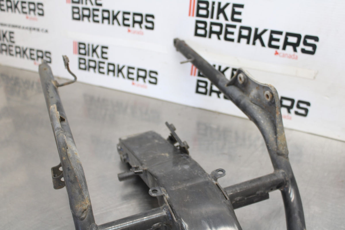 06-07 HONDA INTERCEPTOR 800 VFR800 REAR SUBFRAME BACK SUB FRAME BB917