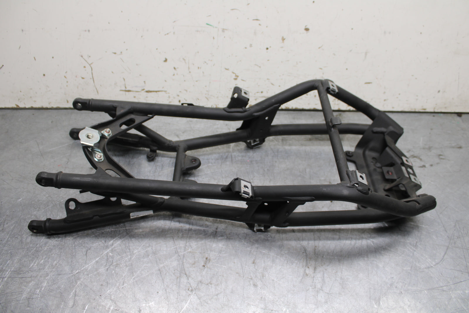 09-11 DUCATI STREETFIGHTER 1098 REAR SUBFRAME BACK SUB FRAME BB705