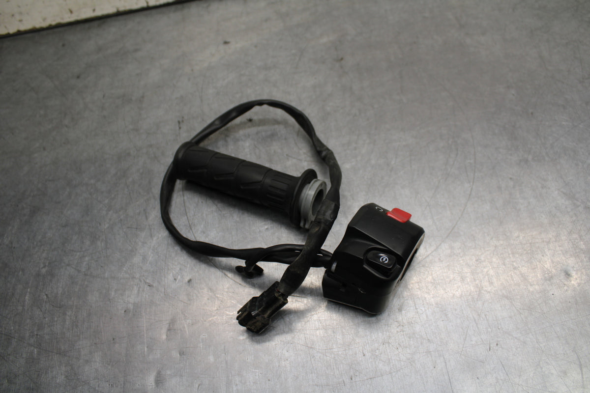 14-15 KAWASAKI NINJA 650 EX650F ABS RIGHT HANDLE KILL OFF START SWITCH BB741 
