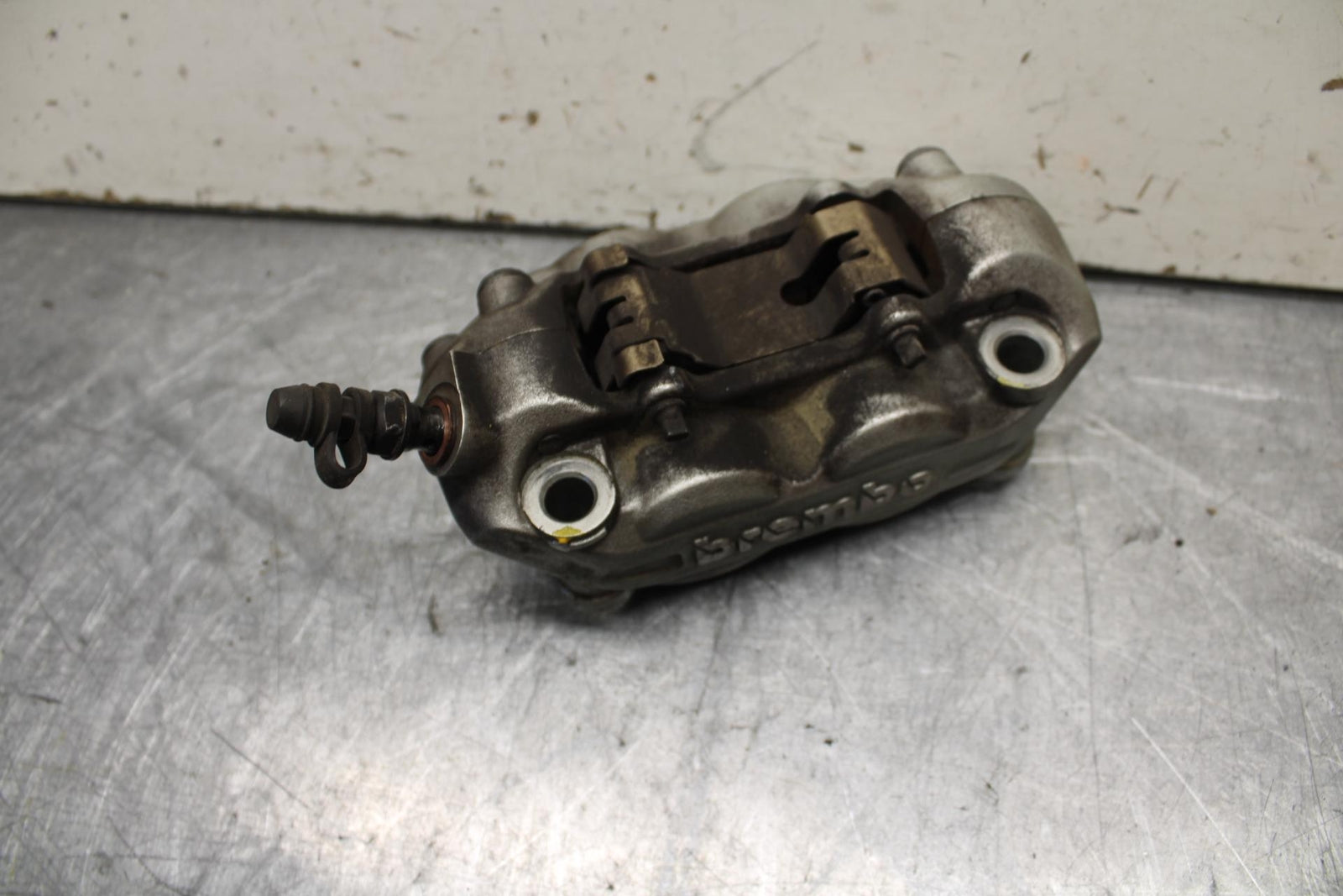 16-18 KTM 690 DUKE  FRONT BRAKE CALIPER BB631
