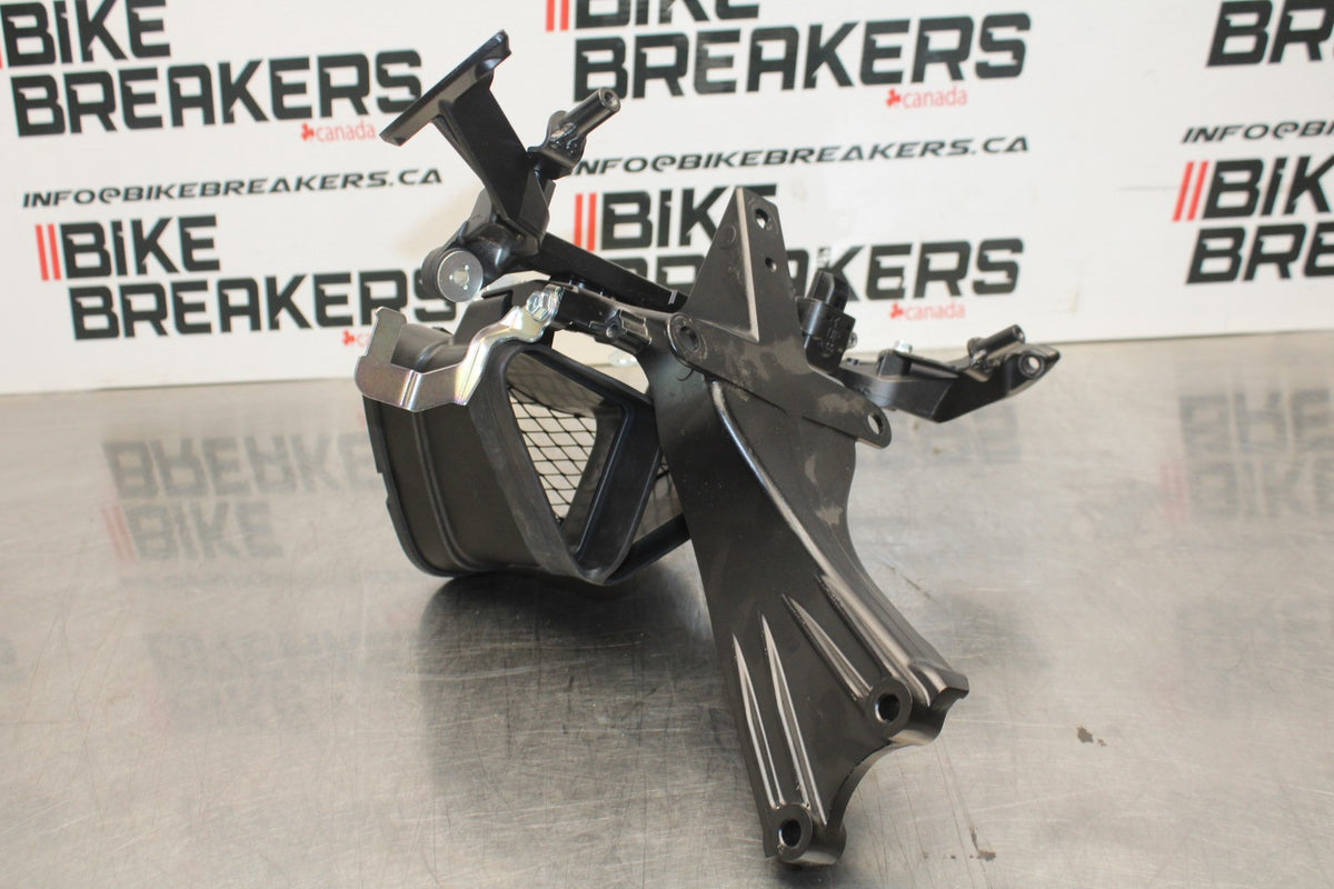 23-24 KAWASAKI NINJA ZX14R NEW!! UPPER FAIRING MIRROR GAUGES STAY BRACKET BB764