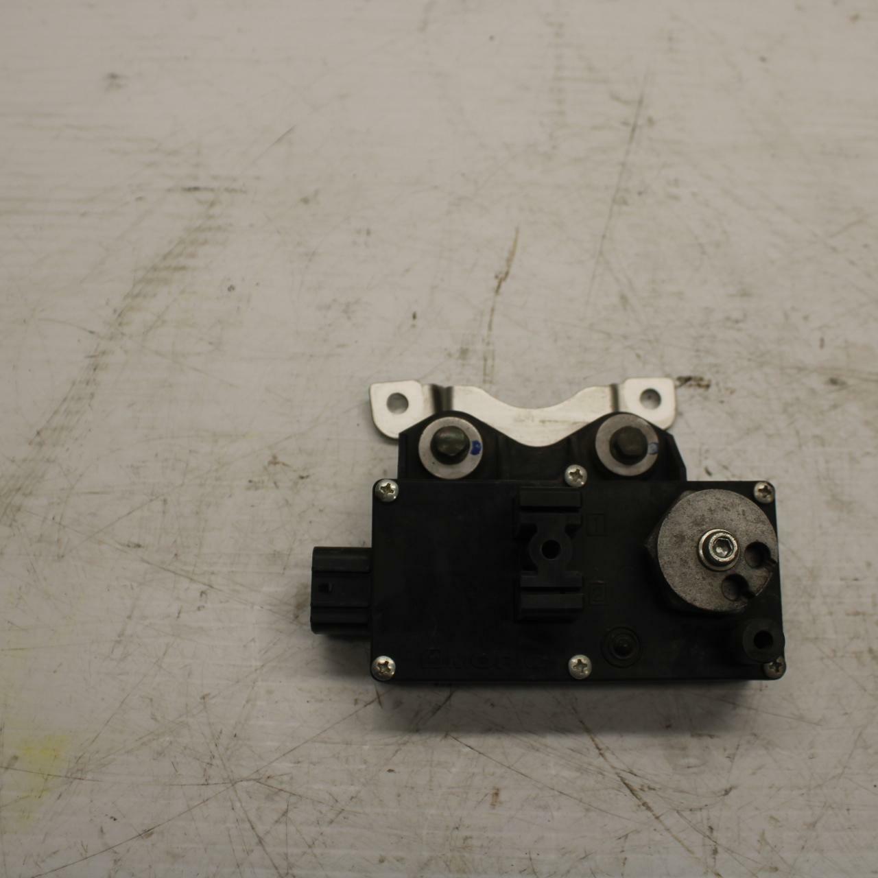 07 YAMAHA YZF R6 2c0 EXHAUST VALVE SERVO MOTOR 2C0-85820-00-00 BB284