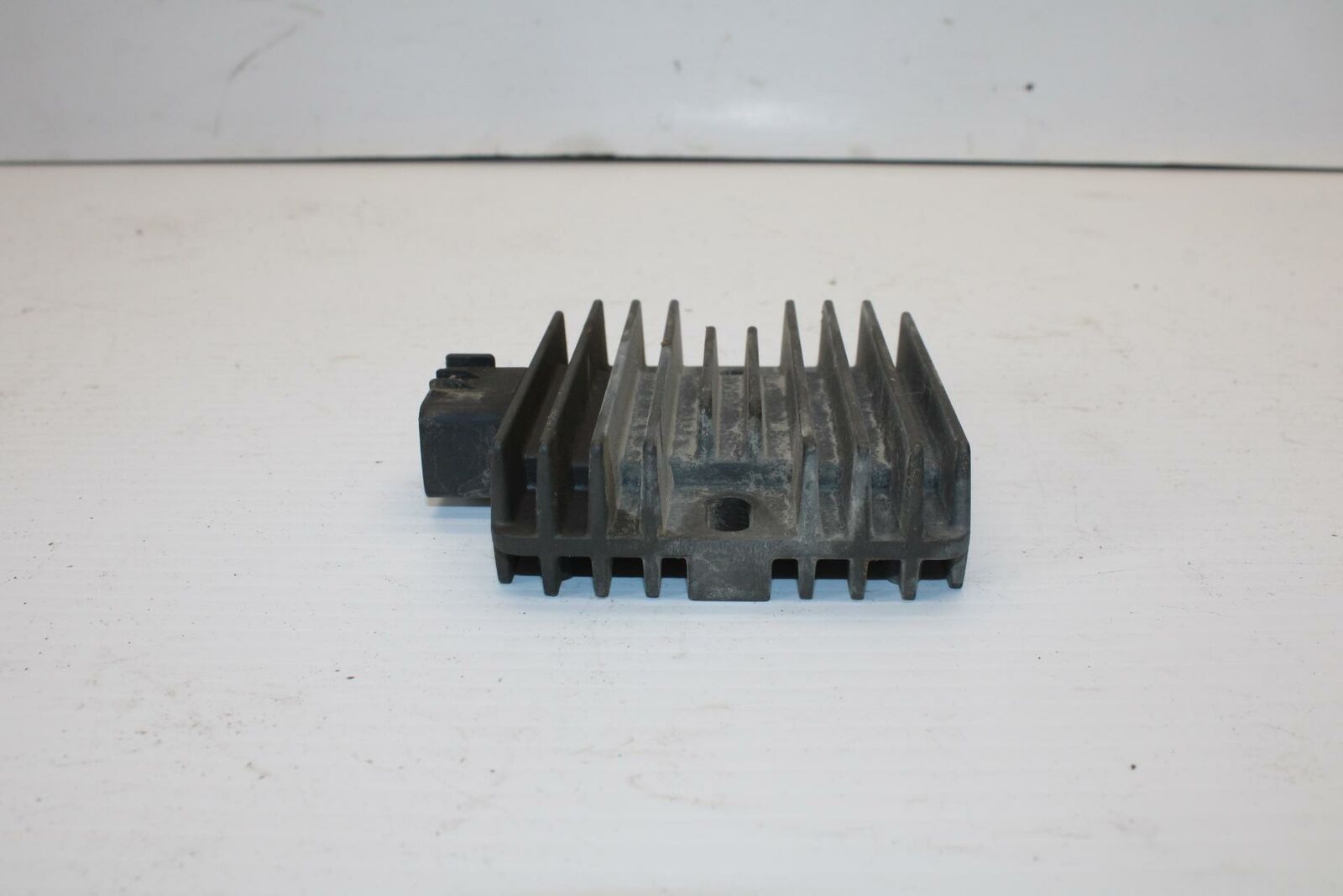 08-16 YAMAHA YZF R6 RECTIFIER VOLTAGE REGULATOR BB273