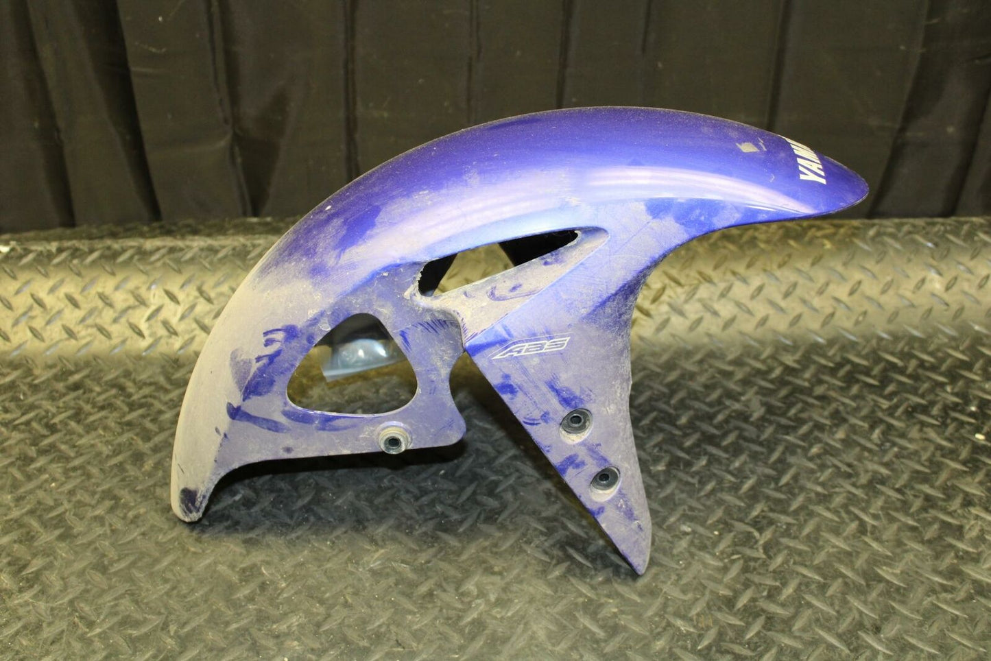 19 YAMAHA YZF R3 FRONT WHEEL FENDER COWL FAIRING BB177