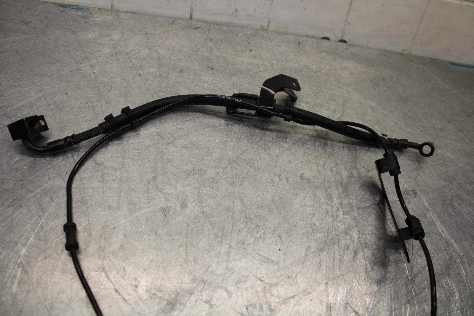 17-18 YAMAHA YZF R3 FRONT ABS BRAKE SENSOR W BRAKE LINE  BB438