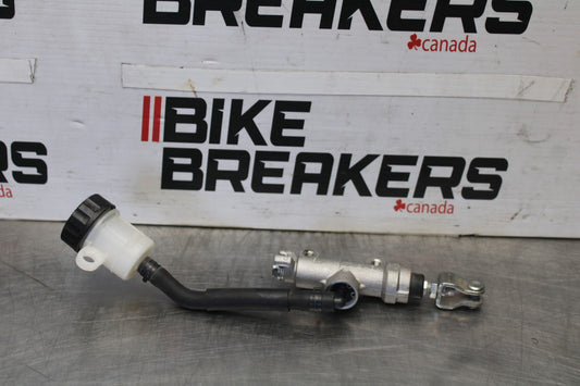 23 KAWASAKI NINJA 650 EX650 REAR BACK BRAKE MASTER CYLINDER W RESERVOIR BB920