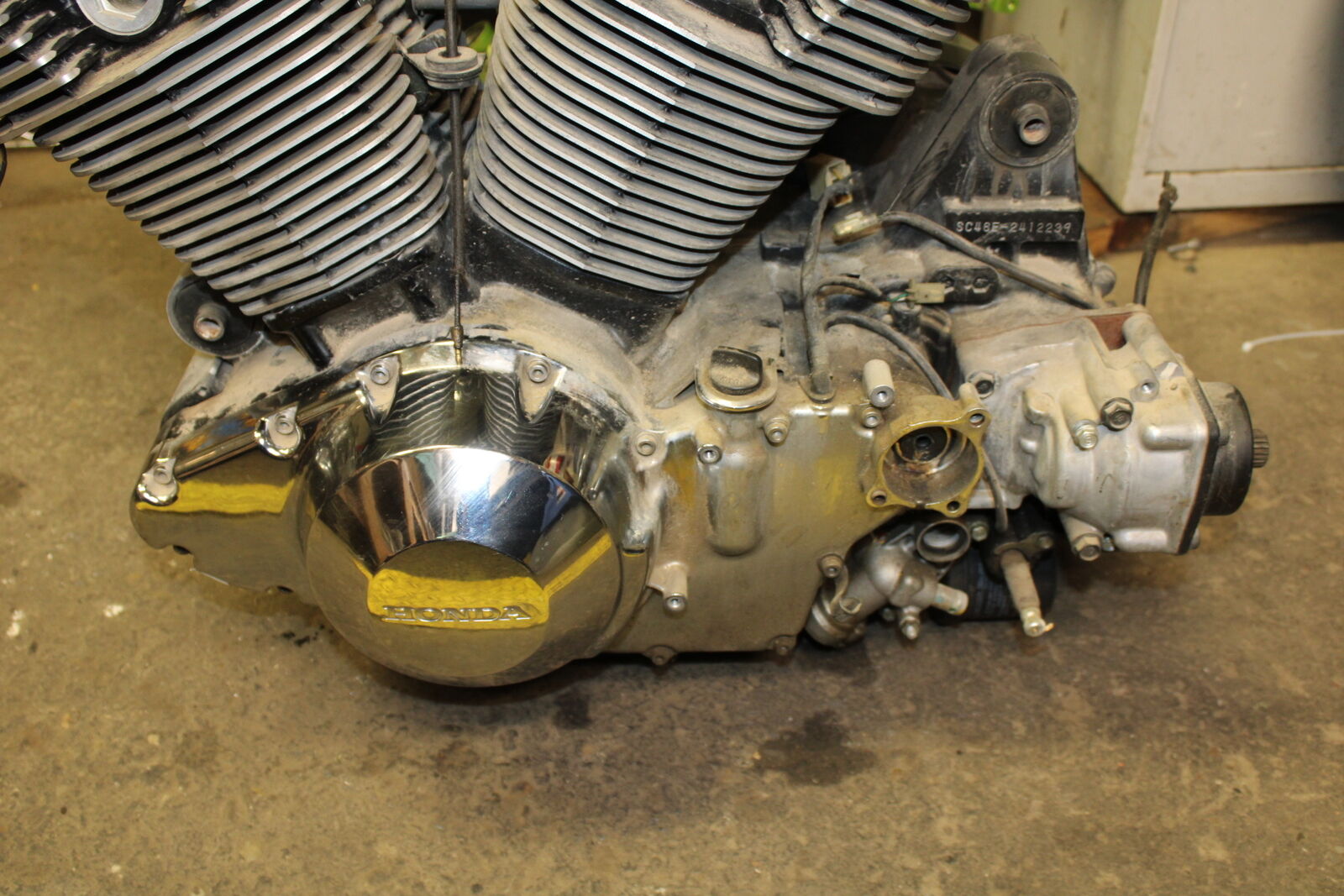 05-07 HONDA VTX1800F2 ENGINE MOTOR BB351