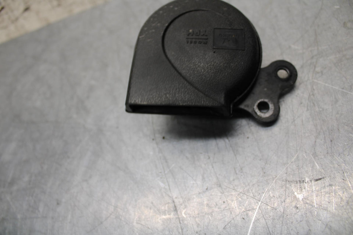2005 Yamaha Road Star XV1700AM Midnight HORN SIGNAL 4WM-83371-00-00 BB571