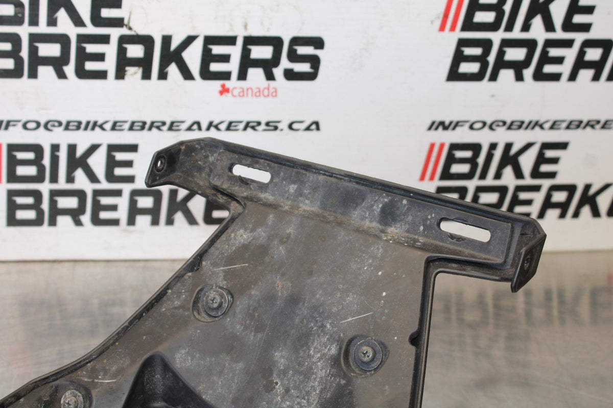 24-25 KAWASAKI ELIMINATOR 450 LICENSE PLATE LIGHT & MOUNT BB869