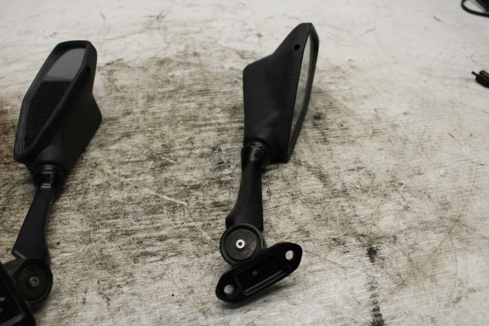 13-18 KAWASAKI NINJA ZX6R REAR VIEW MIRROR SET PAIR MIRRORS BB311