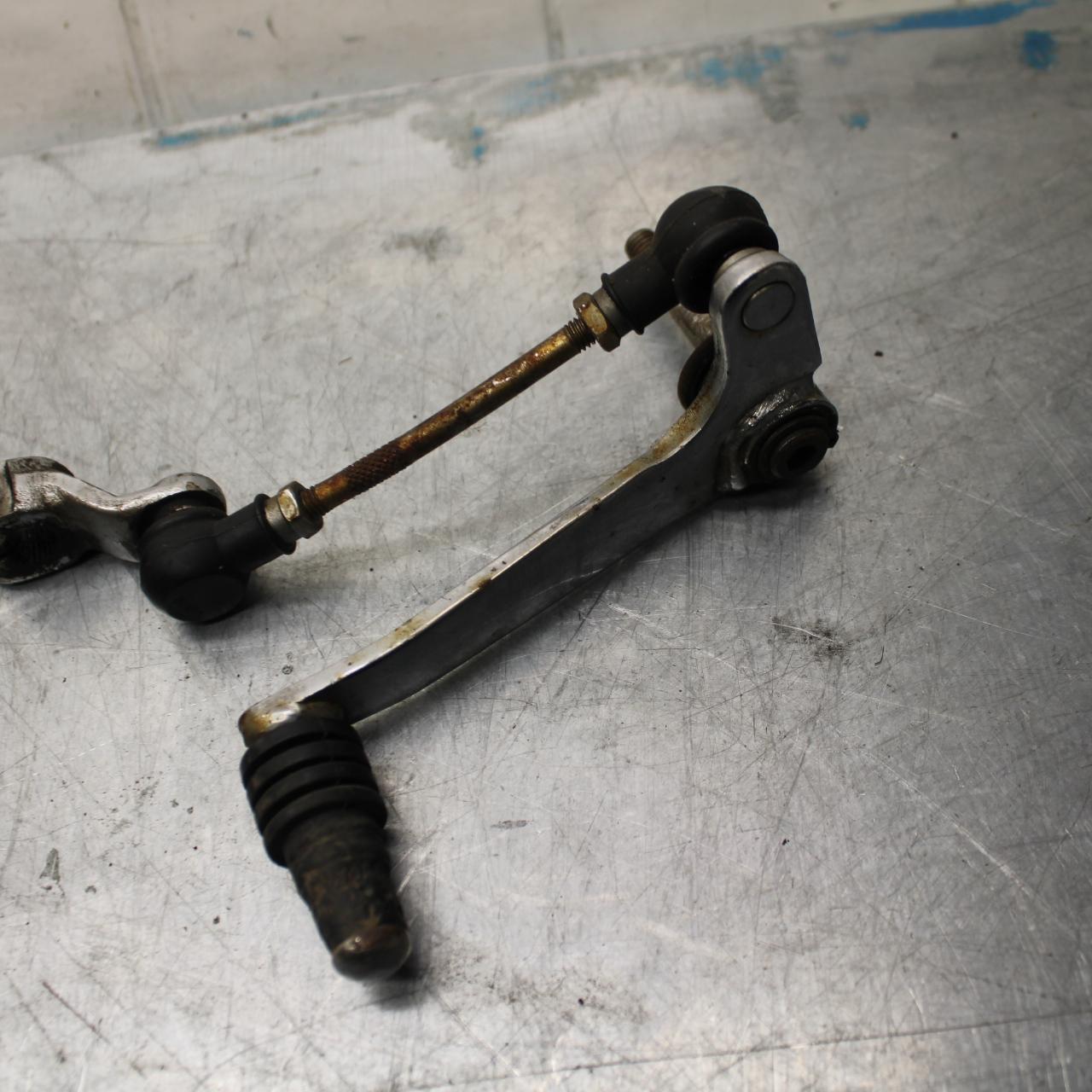 84-85 YAMAHA FJ1100 SHIFTER LINKAGE SHIFT LINK PEDAL 1TX-18101-02-00 BB29