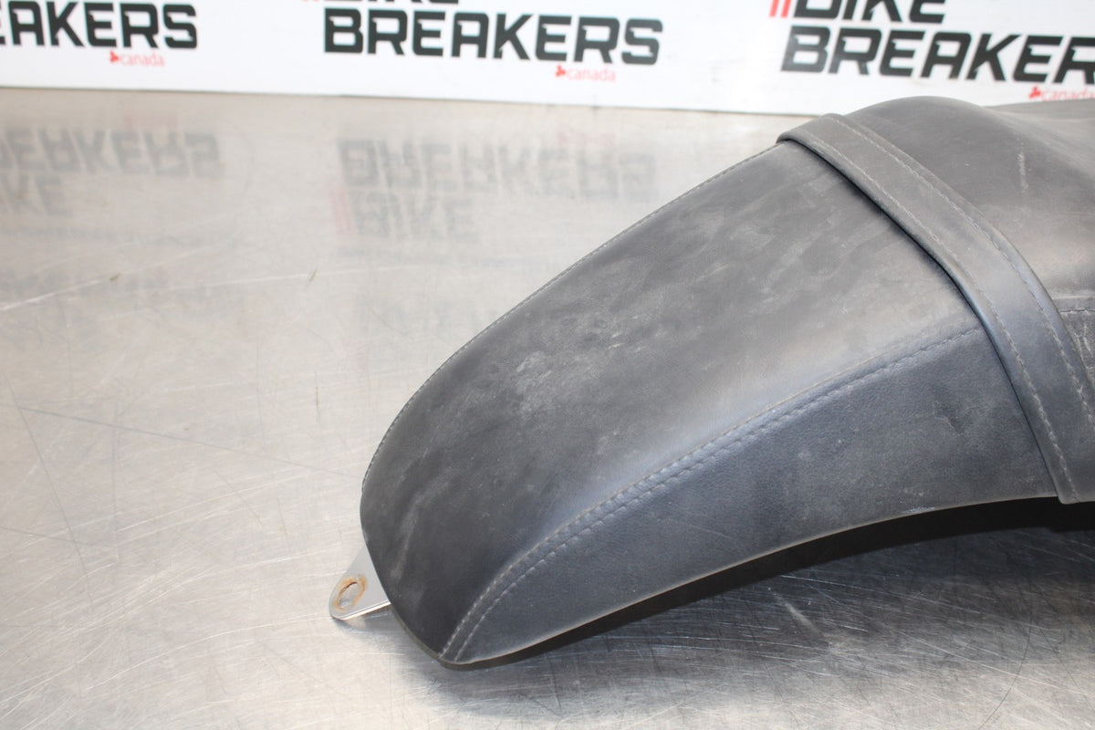 14 HONDA SHADOW 750 VT750C2B FRONT DRIVERS/ REAR SEAT BB867