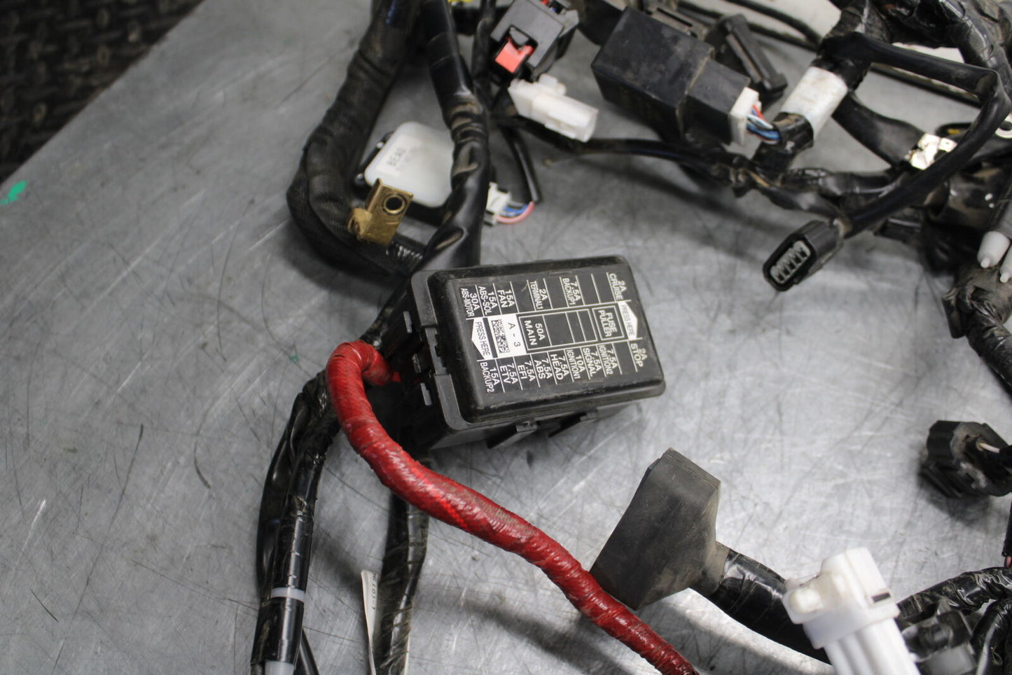 22-24 YAMAHA XSR900 MAIN ENGINE WIRING HARNESS MOTOR WIRE LOOM BB710