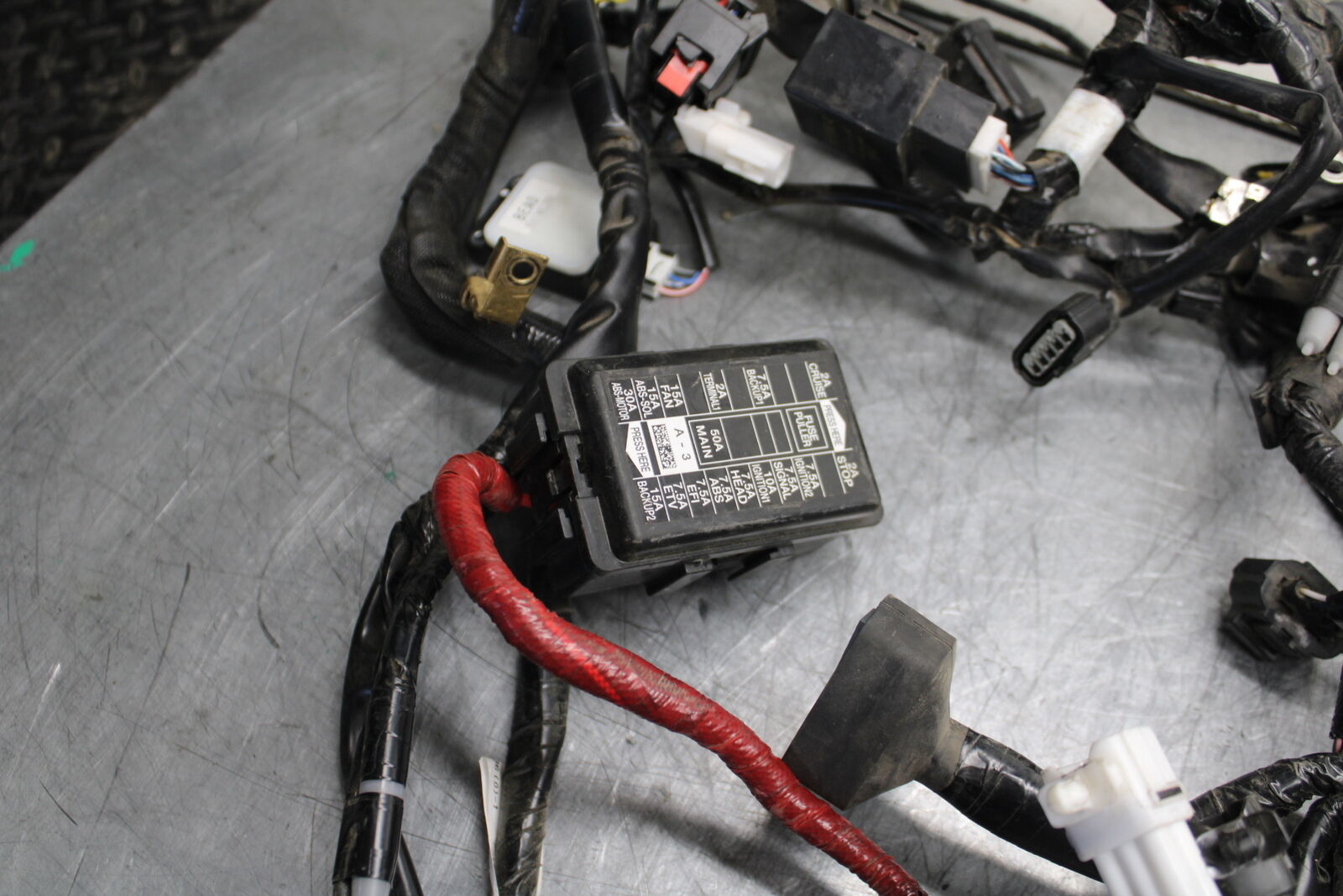 22-24 YAMAHA XSR900 MAIN ENGINE WIRING HARNESS MOTOR WIRE LOOM BB710