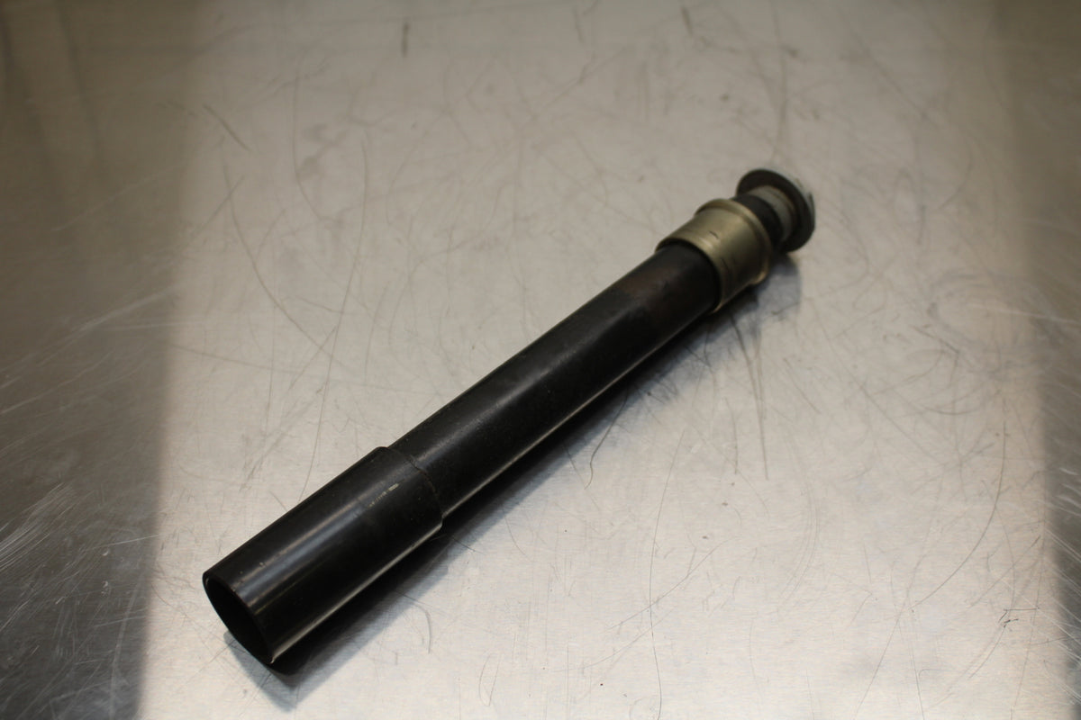 19-20 KTM 790 DUKE 790 FRONT WHEEL RIM AXLE PIVOT BOLT BB136