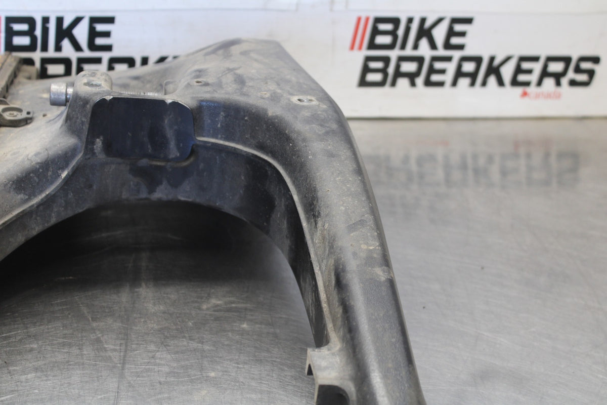 19 BMW F750GS REAR SWINGARM BACK SUSPENSION SWING ARM BB938