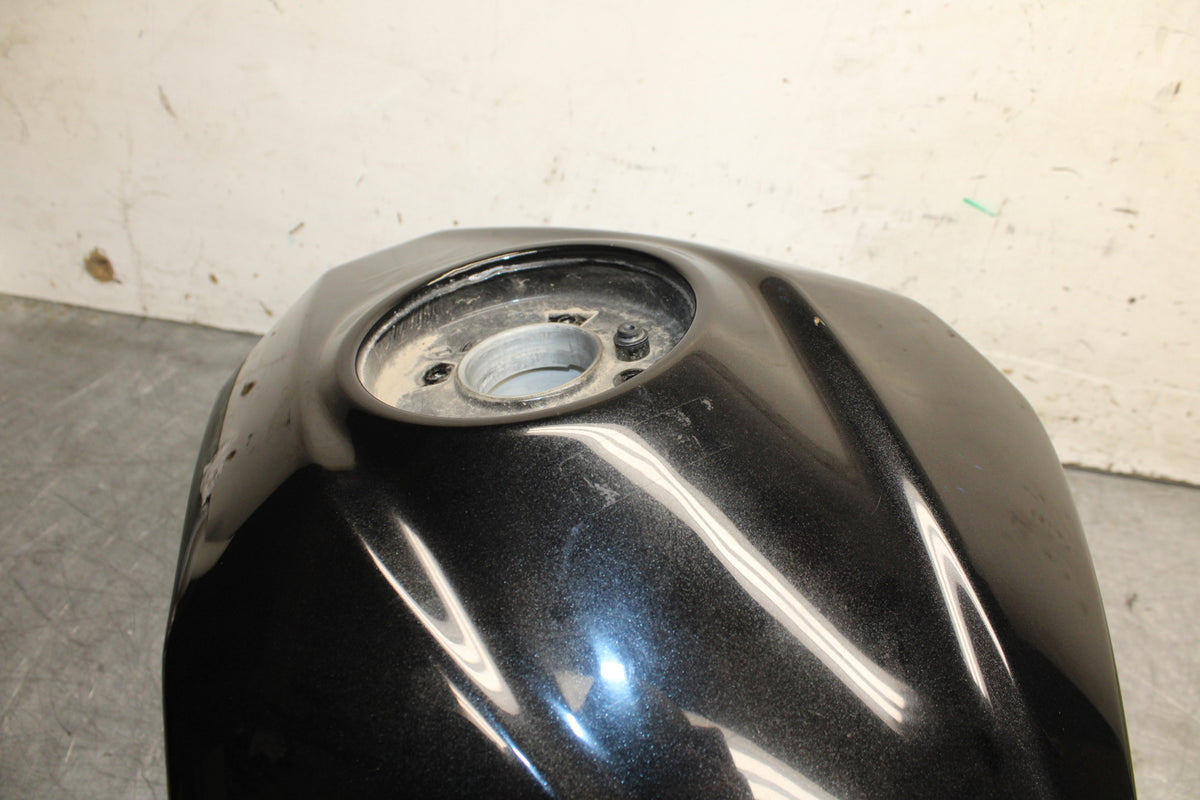 19-22 KAWASAKI Z400 GAS TANK FUEL CELL PETROL RESERVOIR BB708