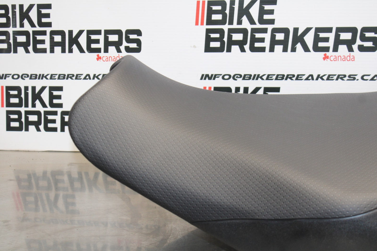 23-24 KAWASAKI NINJA ZX14R NEW!! FRONT REAR SEAT SADDLE BB764