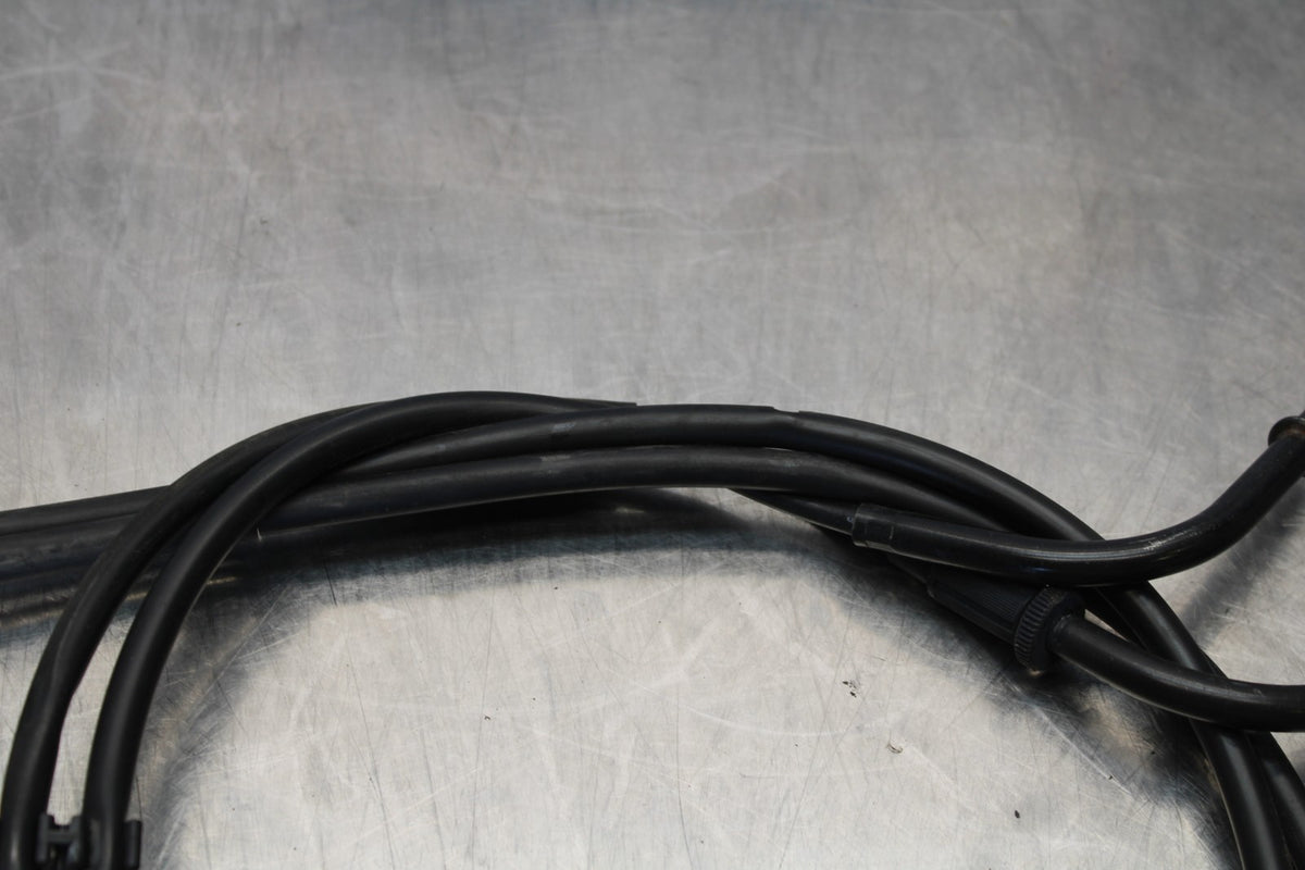 09 YAMAHA V STAR 950 THROTTLE CABLES LINES BB172