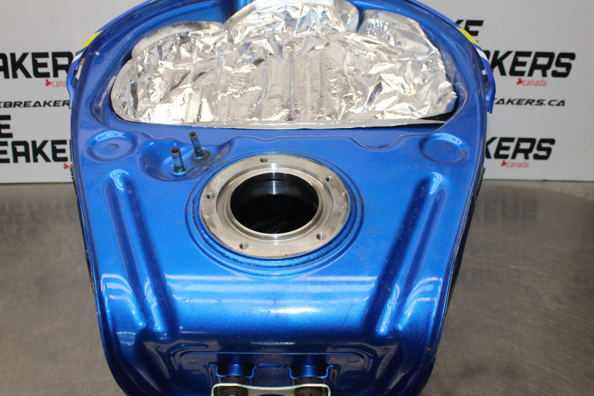 11-22 SUZUKI GSXR 600  GAS TANK FUEL CELL PETROL RESERVOIR BB193