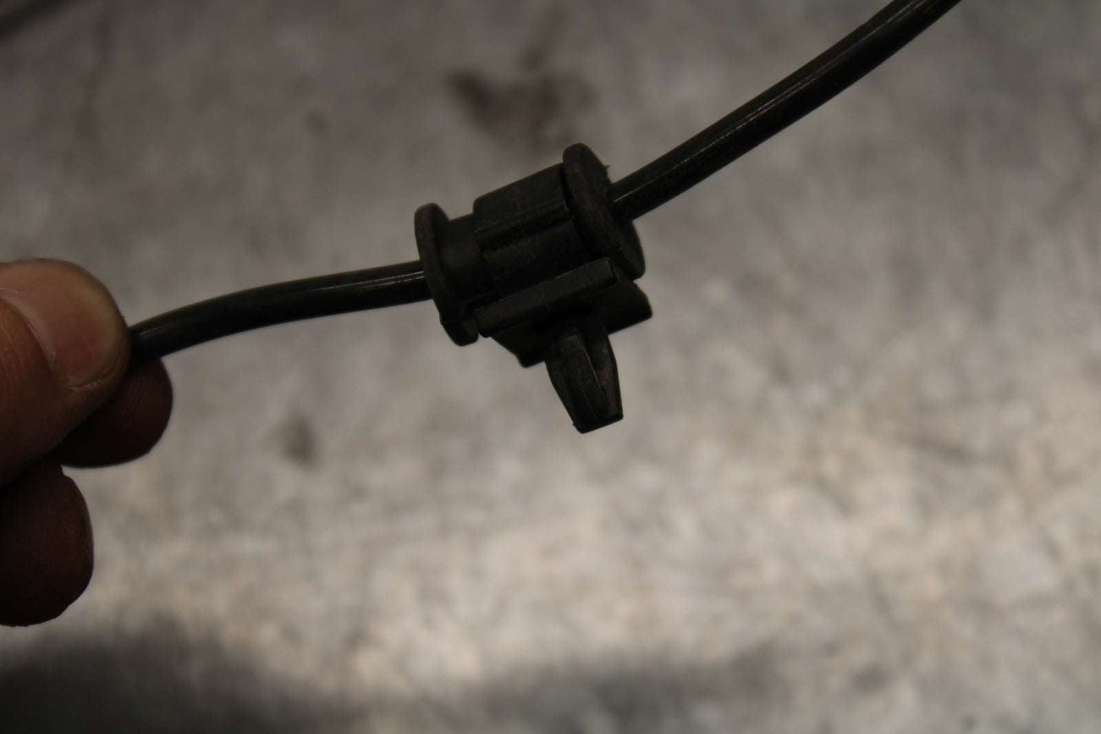 19-21 YAMAHA YZF R3 REAR ABS BRAKE SENSOR BB121