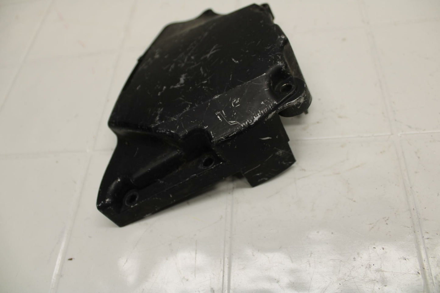 99-00 YAMAHA YZF R6 ENGINE SPROCKET COVER 5EB-15418-00-00 BB04