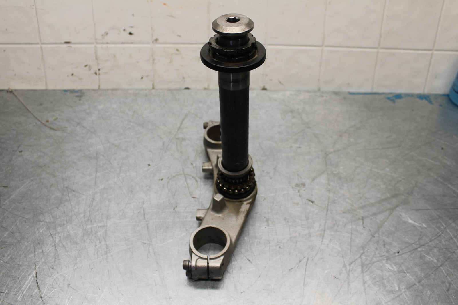 06-07 KAWASAKI NINJA 650R EX650A FRONT FORKS CLAMP LOWER TRIPLE TREE STEM BB446