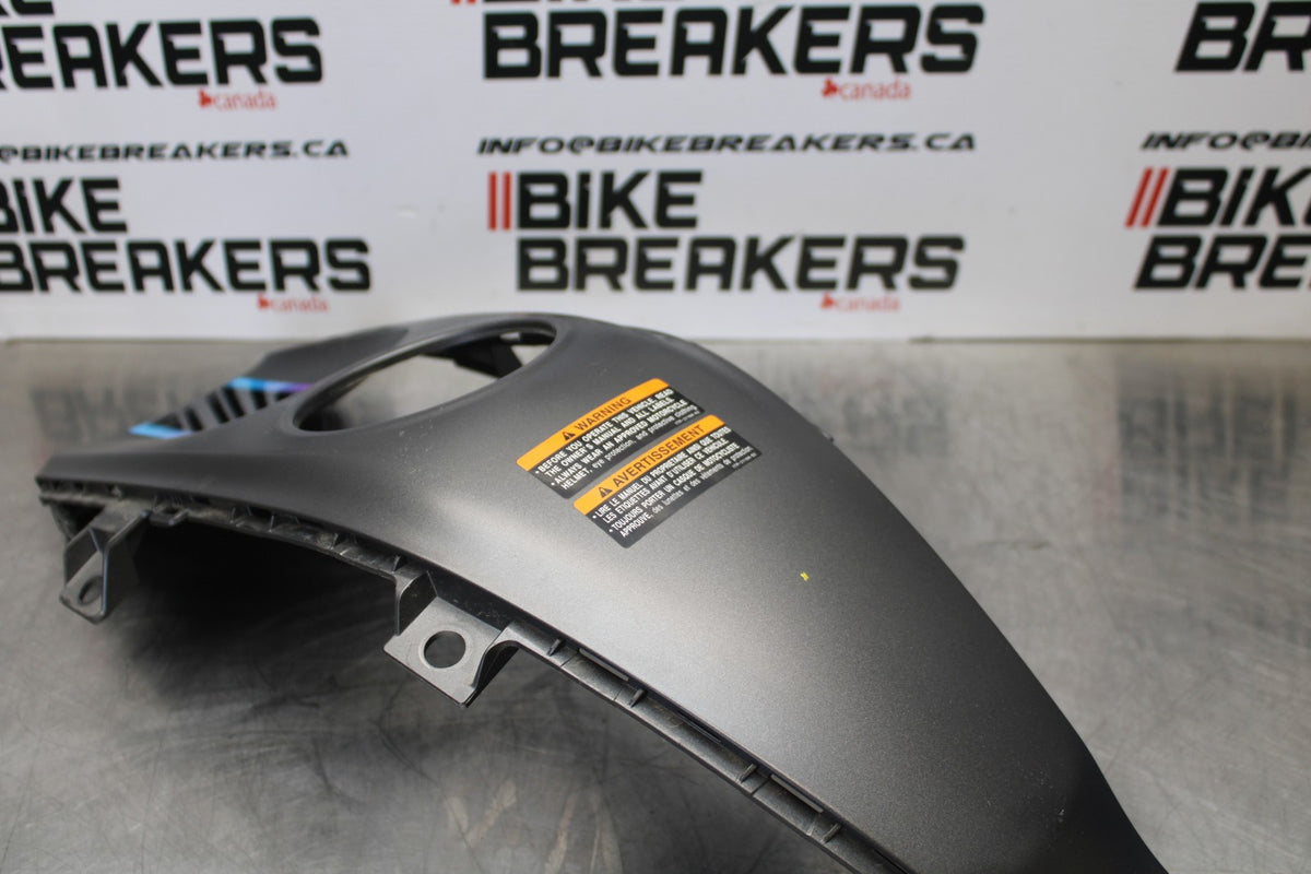 22-25 YAMAHA YZF R7 GAS TANK FUEL CELL COVER FAIRING COWL BB182